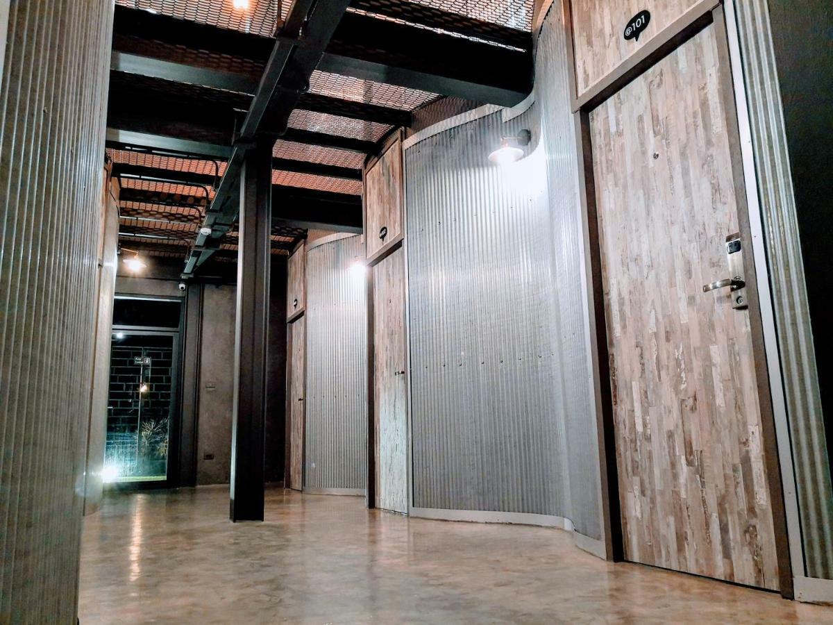 Asleep By Lantana Hostel Pattaya Exterior foto